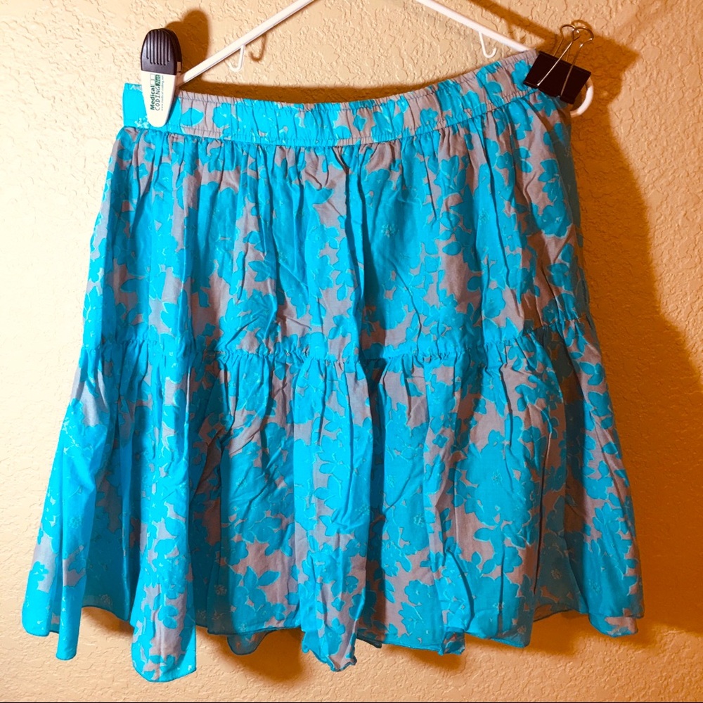 Old Navy skirt size Medium blue and gray 100% cotton
